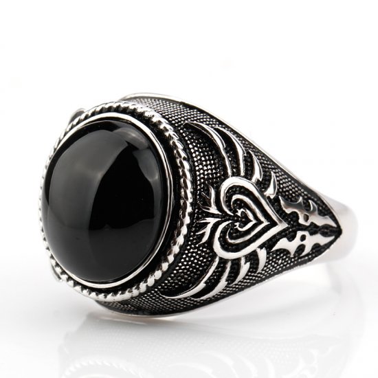 טבעת כסף 925 לגבר בסגנון וינטג' בשיבוץ אבן ברקת טורקית שחורה